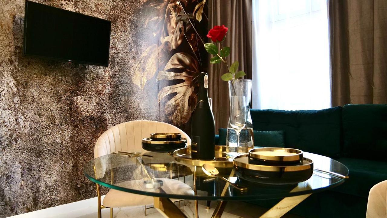 Art Apartments Warszawska 21 Катовице Экстерьер фото