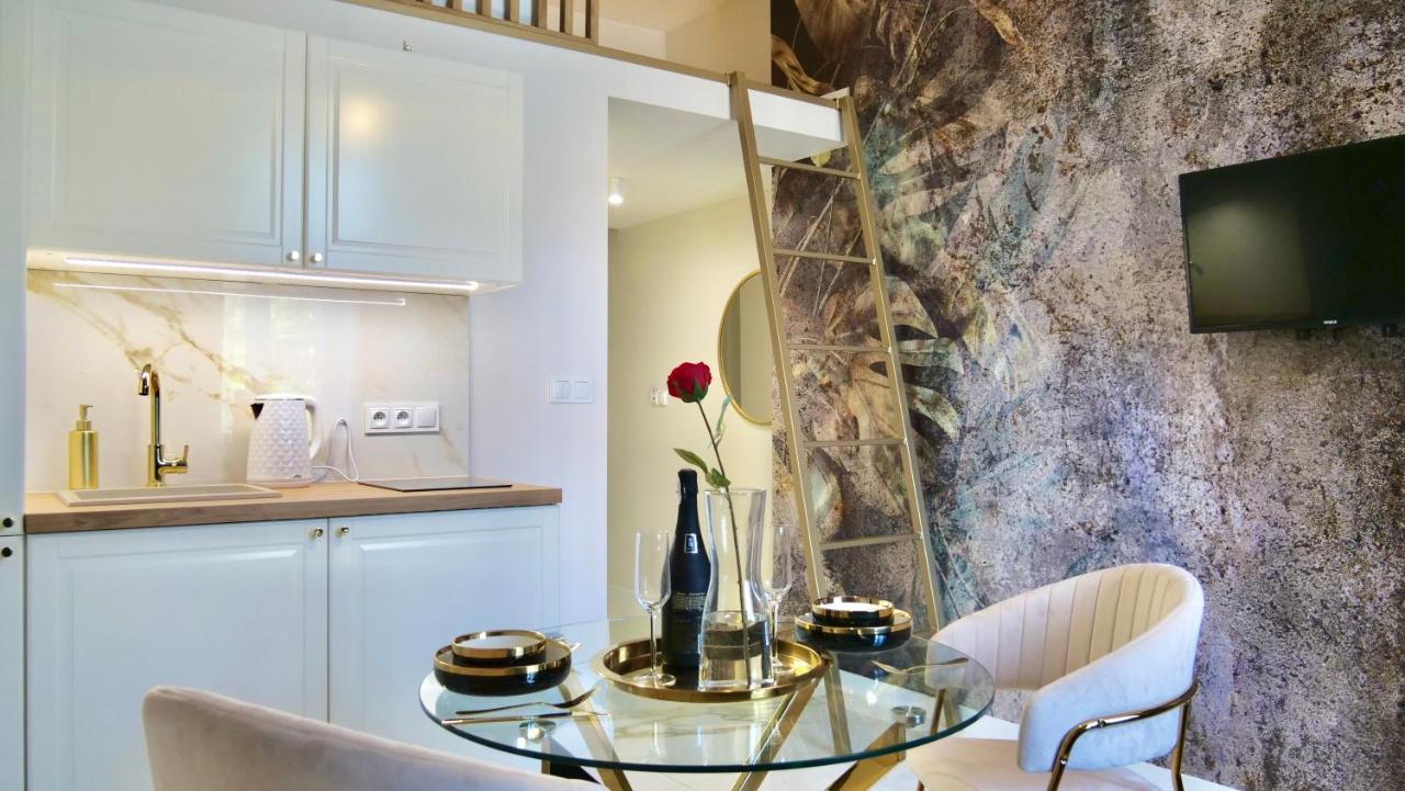 Art Apartments Warszawska 21 Катовице Экстерьер фото